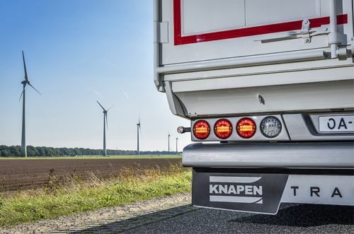 shot van achterkant knapen trailers vrachtwagen